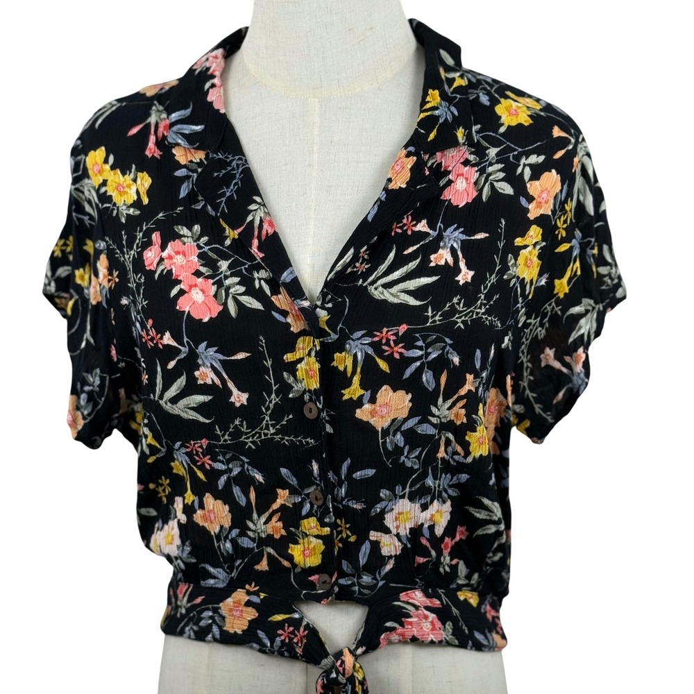 Boho Chic S Black Ditsy Floral Tie Front Button Blouse Boho Crop Cottagecore EUC